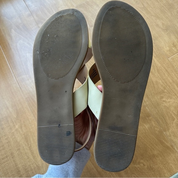 LOFT Criss Cross Flat Strappy Sandals, Cream/Tan, Size 10M - Picture 9 of 12